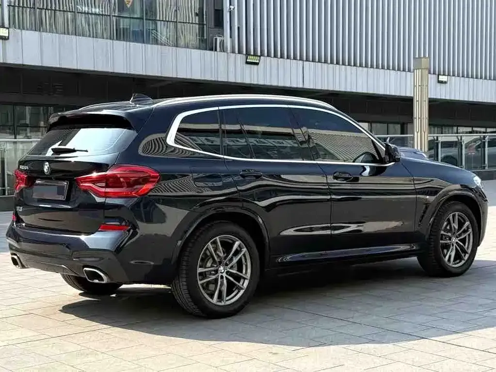 BMW X3 — фото 5