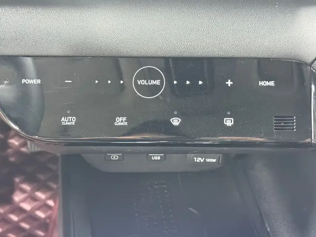 Hyundai Elantra — фото 7