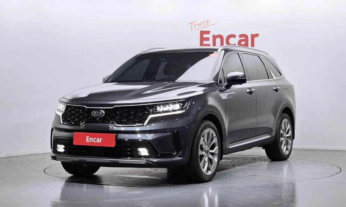 Kia Sorento — фото 1