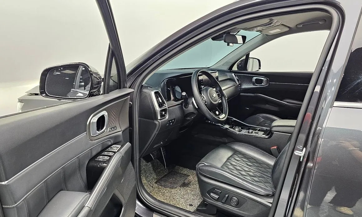 Kia Sorento — фото 6