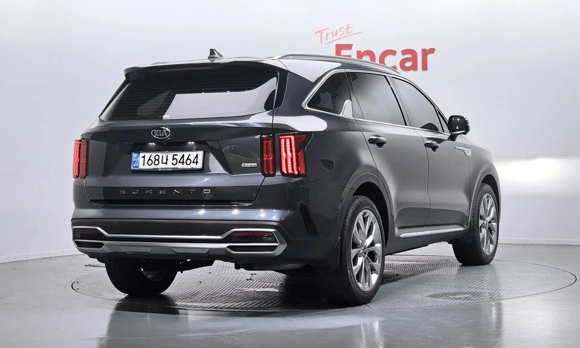 Kia Sorento — фото 10