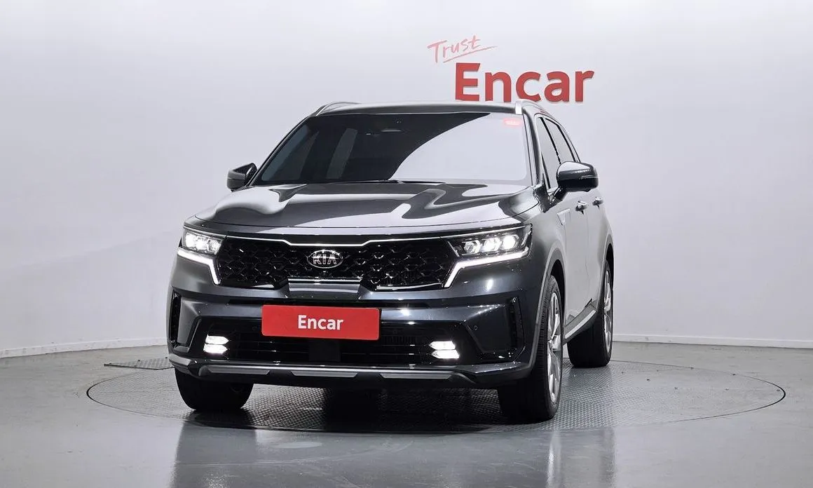 Kia Sorento — фото 8