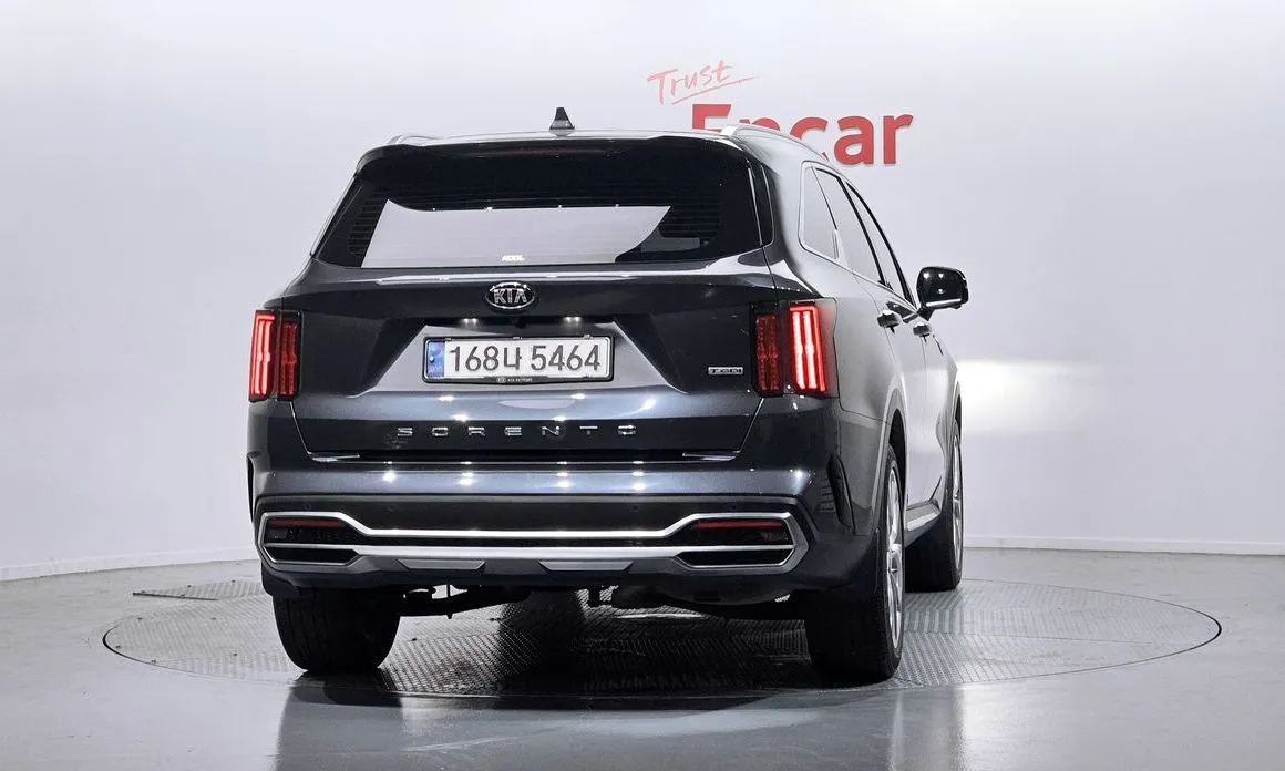 Kia Sorento — фото 3