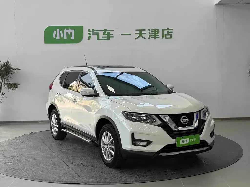 Nissan X-Trail — фото 5