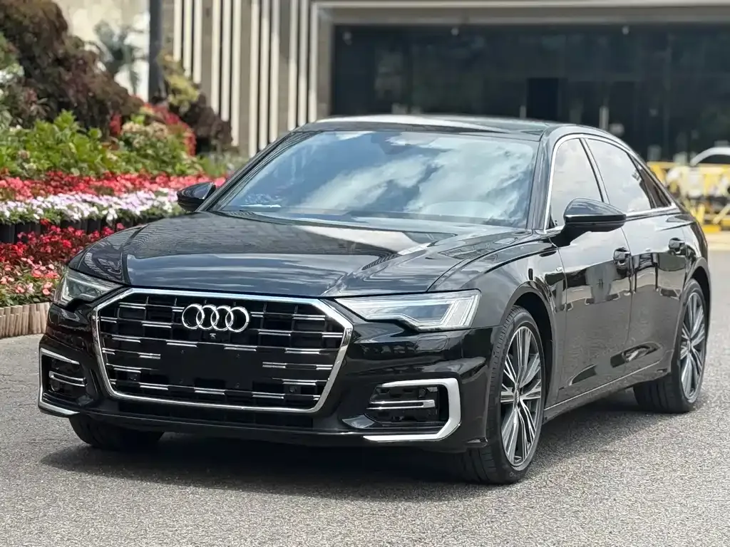 Audi A6L — фото 10