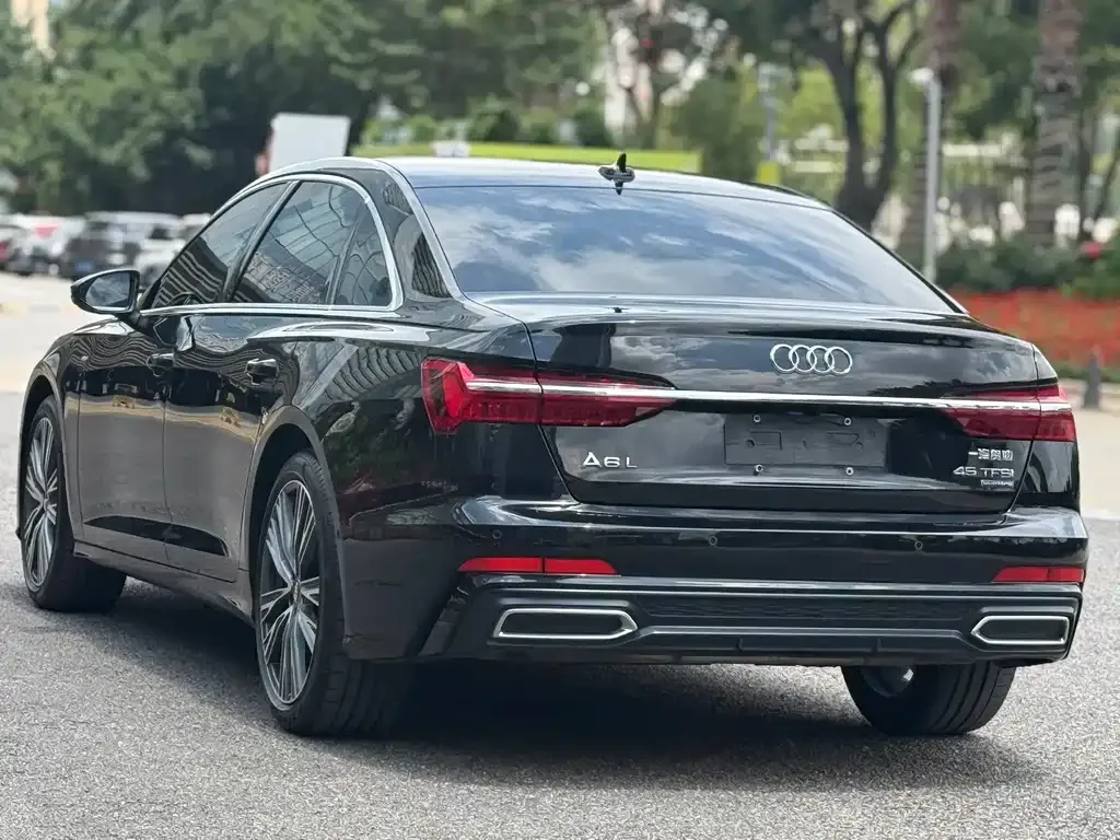Audi A6L — фото 4