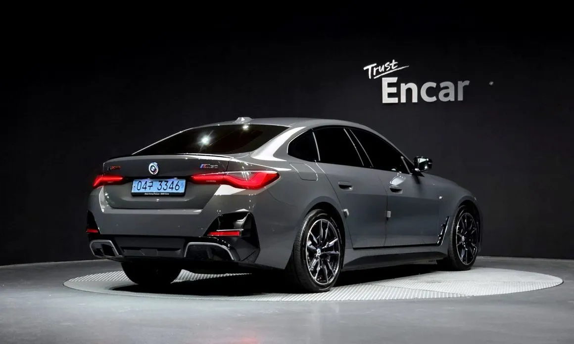 BMW i4 2023 из KR, фото 3