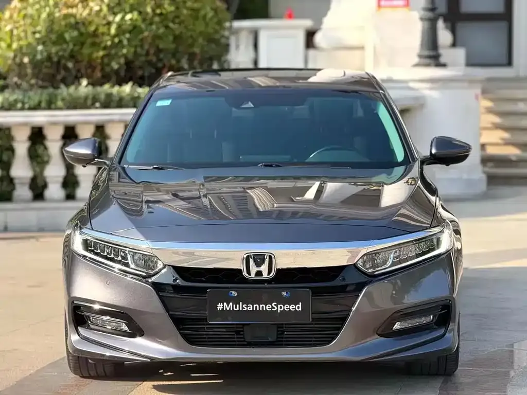 Honda Accord — фото 6