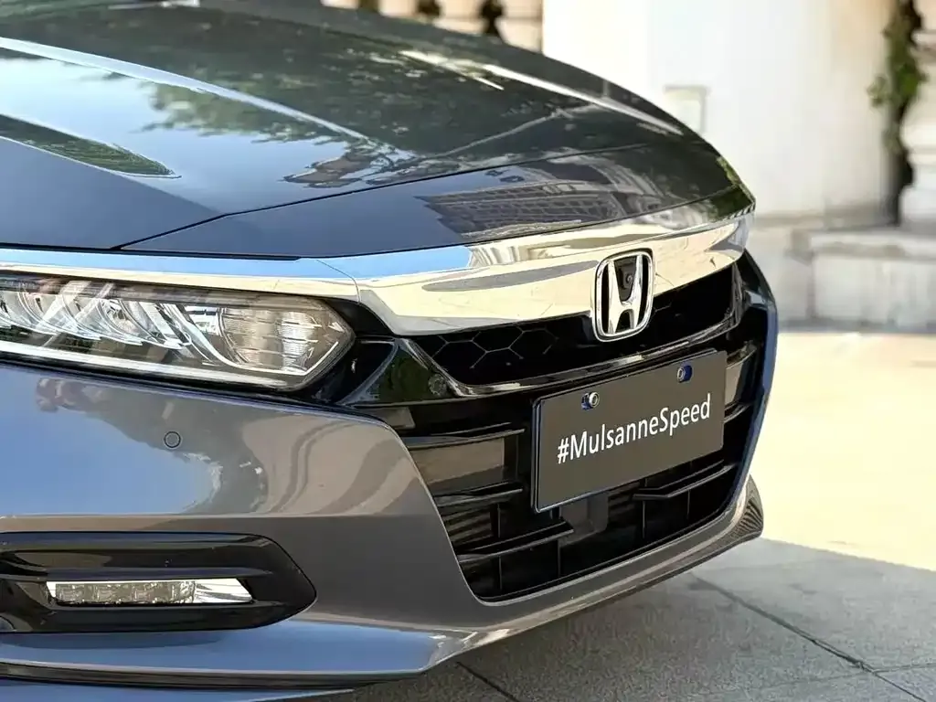 Honda Accord — фото 3