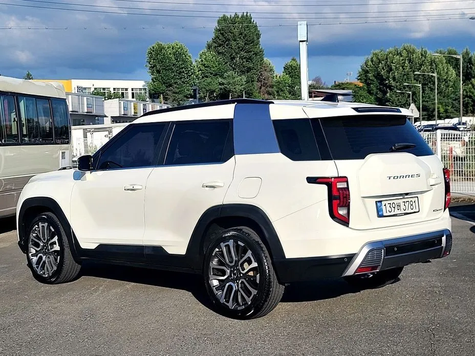 KG Mobility (Ssangyong) Torres — фото 10