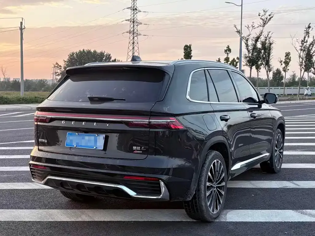 Geely Xingyue L — фото 4