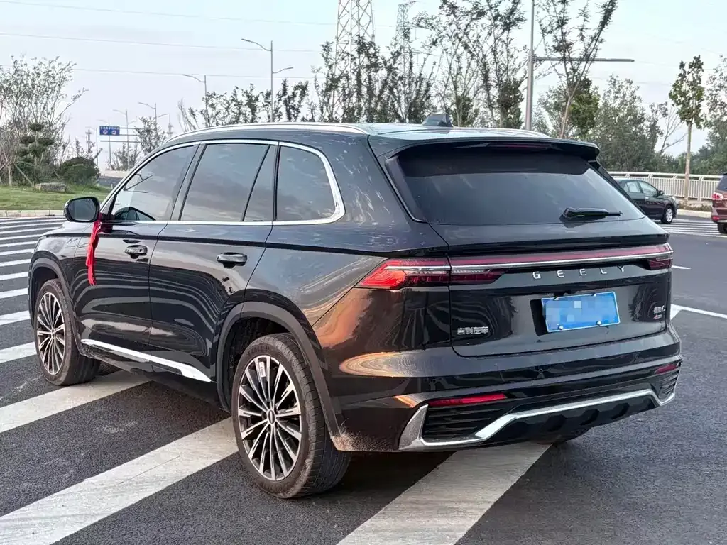 Geely Xingyue L — фото 6