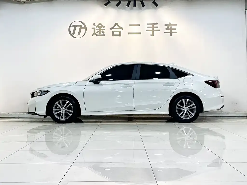 Honda Civic — фото 3