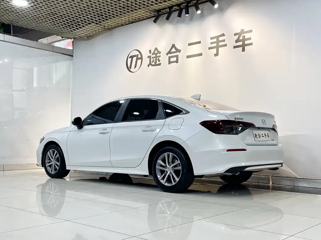 Honda Civic — фото 9