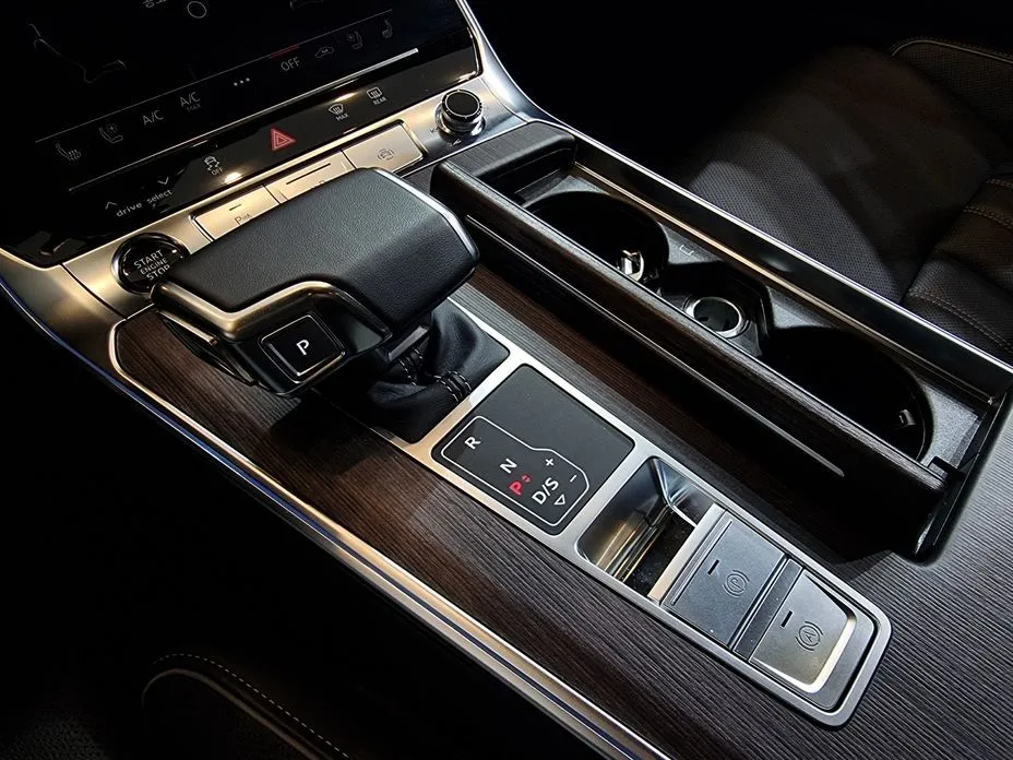 Audi A6 — фото 3