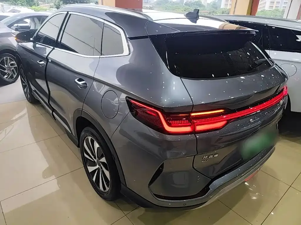 BYD PLUS New Energy — фото 4