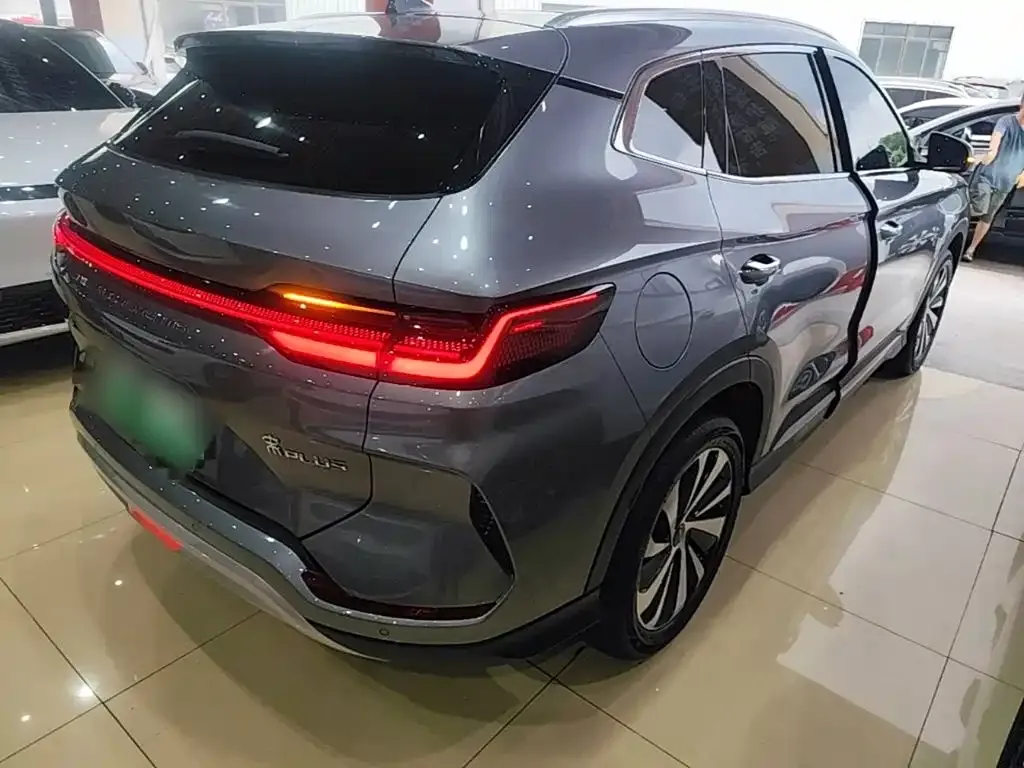 BYD PLUS New Energy — фото 7