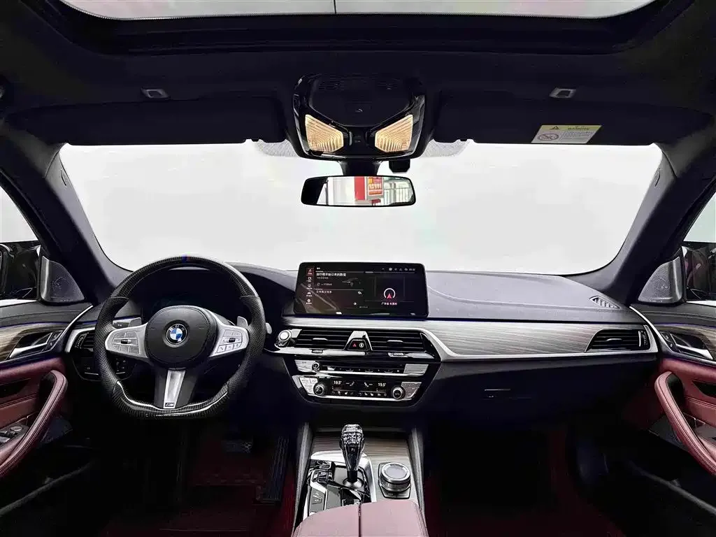 BMW 5 Series — фото 4