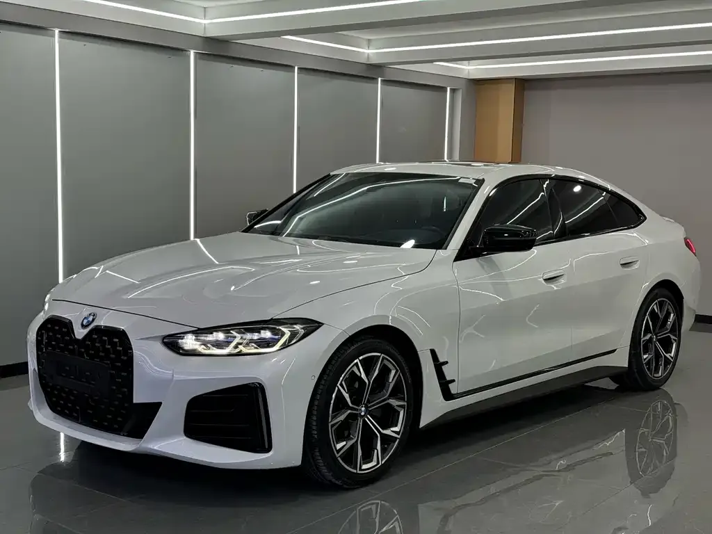 BMW 4 Series — фото 1
