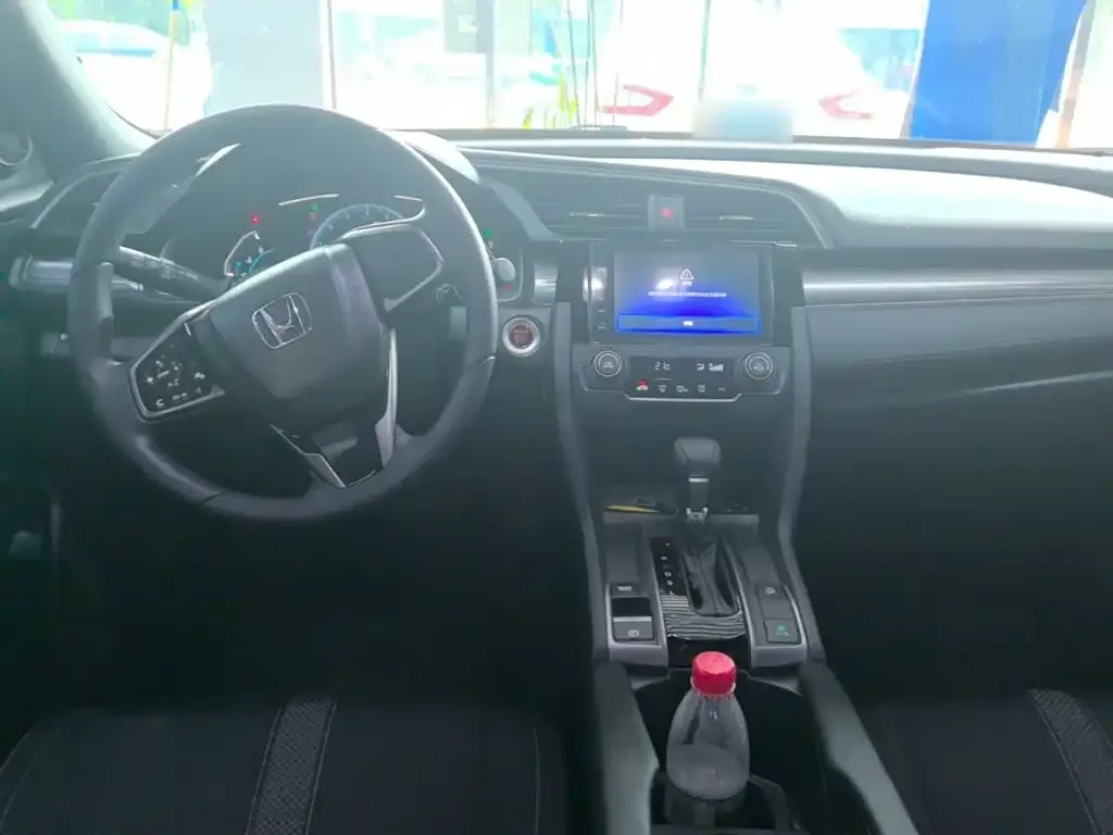 Honda Civic — фото 3