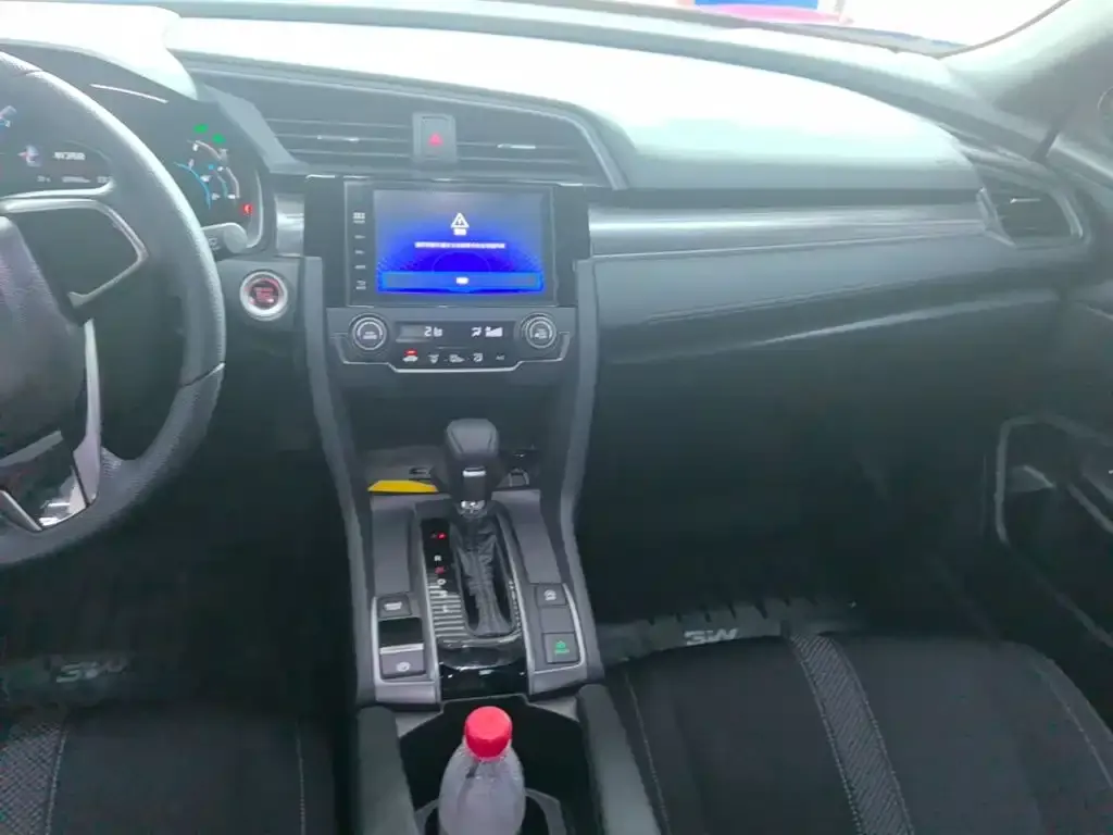Honda Civic — фото 4