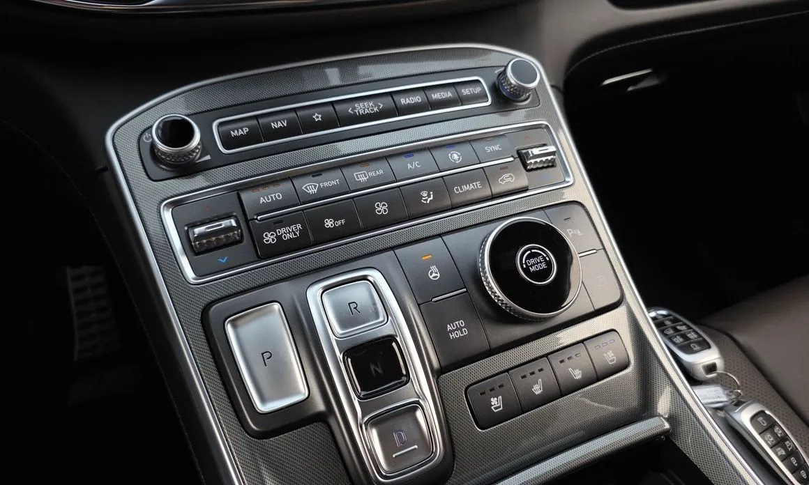 Hyundai Santafe — фото 2