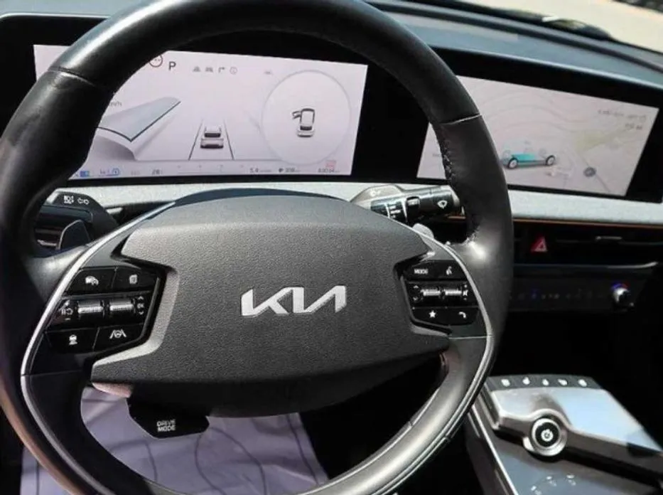 Kia EV6 — фото 10