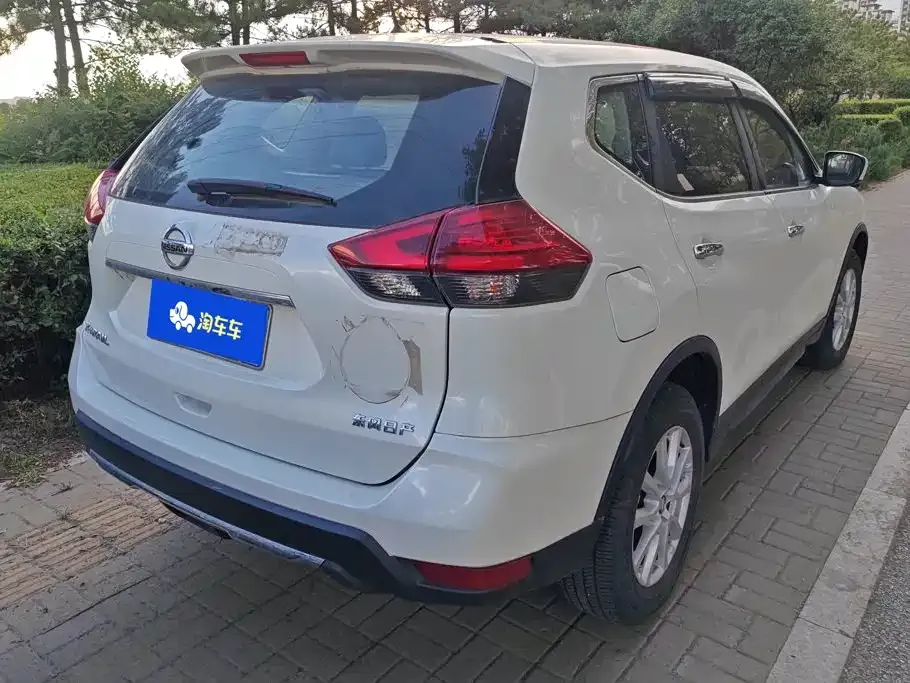 Nissan X-Trail — фото 10