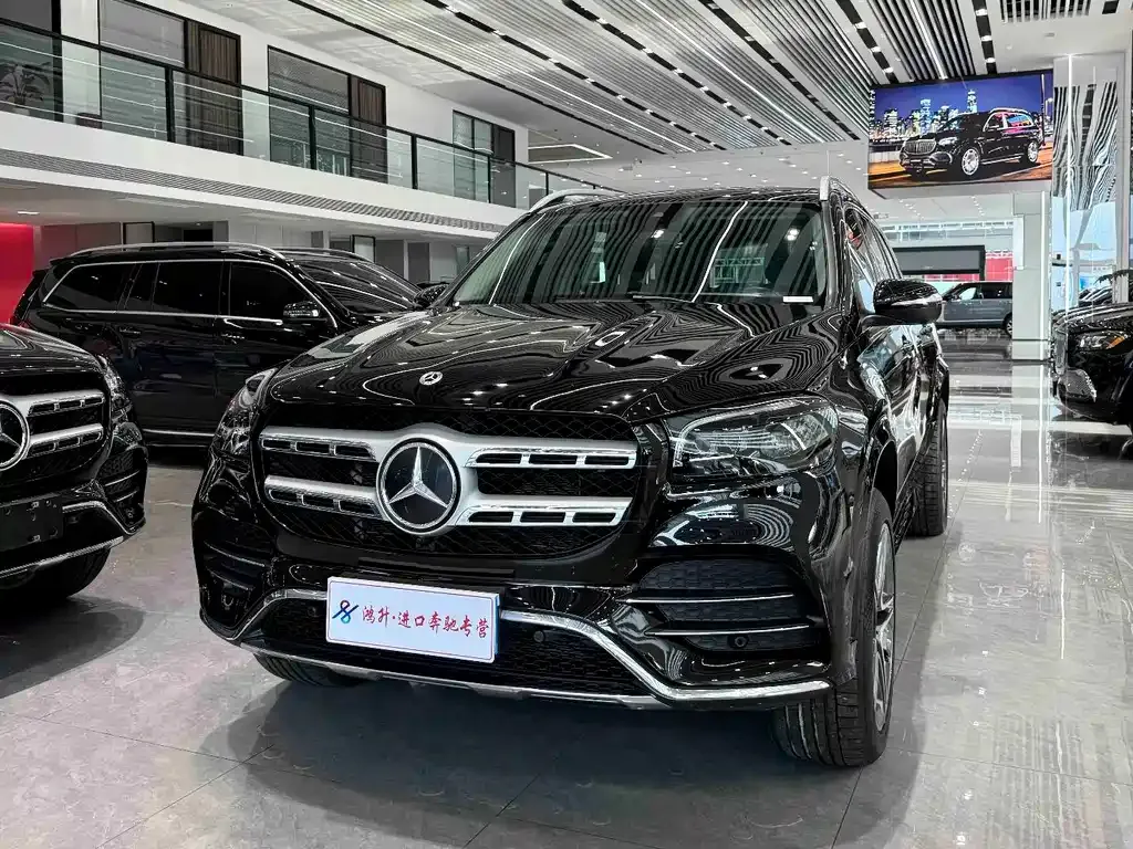 Mercedes-Benz GLS — фото 1