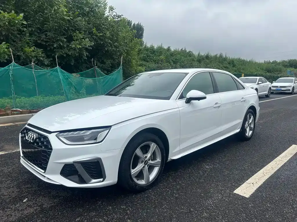 Audi A4L 2022 из CN, фото 7