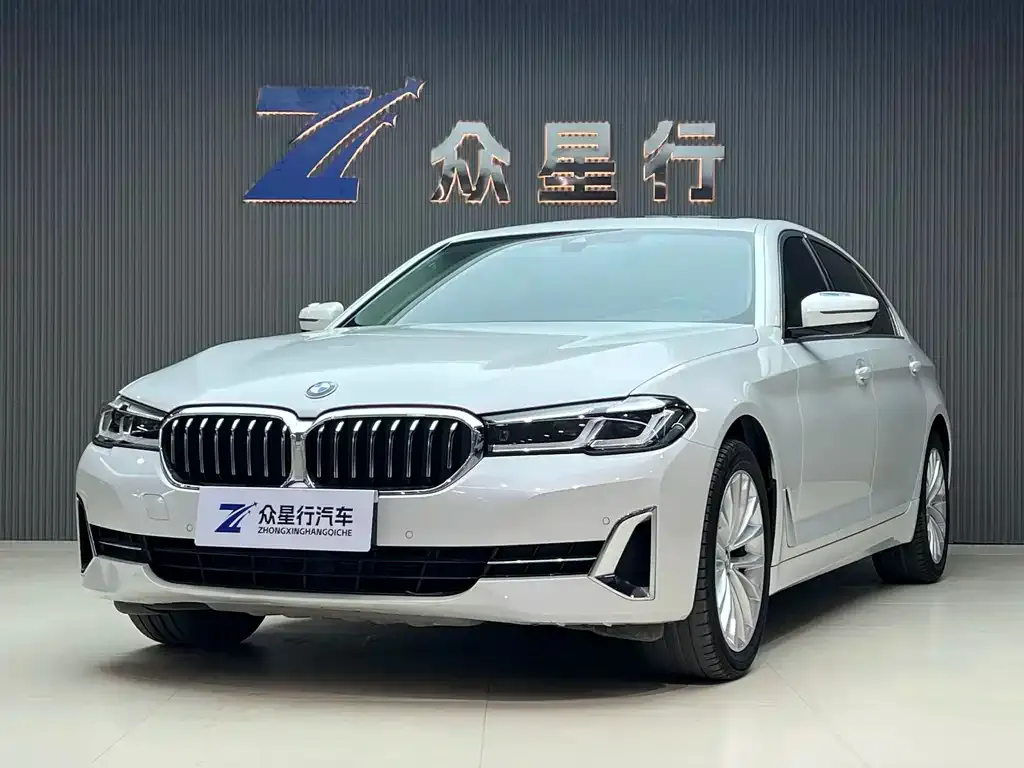 BMW 5 Series — фото 1