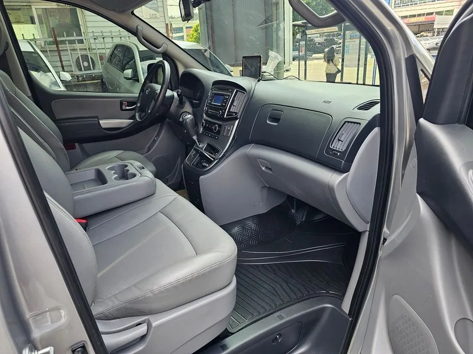 Hyundai Starex 2021 из KR, фото 4
