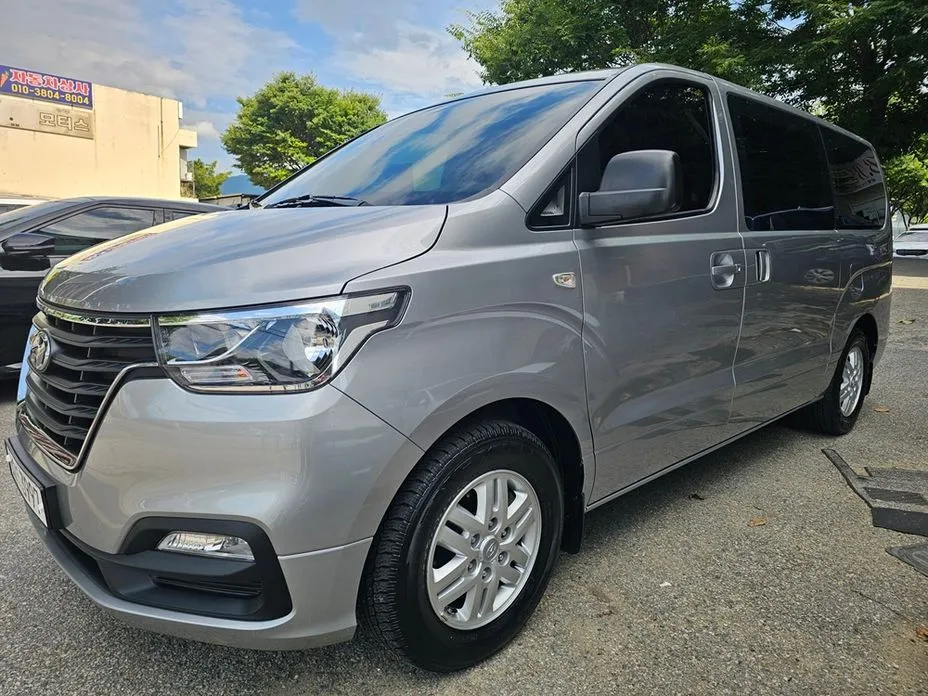 Hyundai Starex 2021 из KR, фото 2