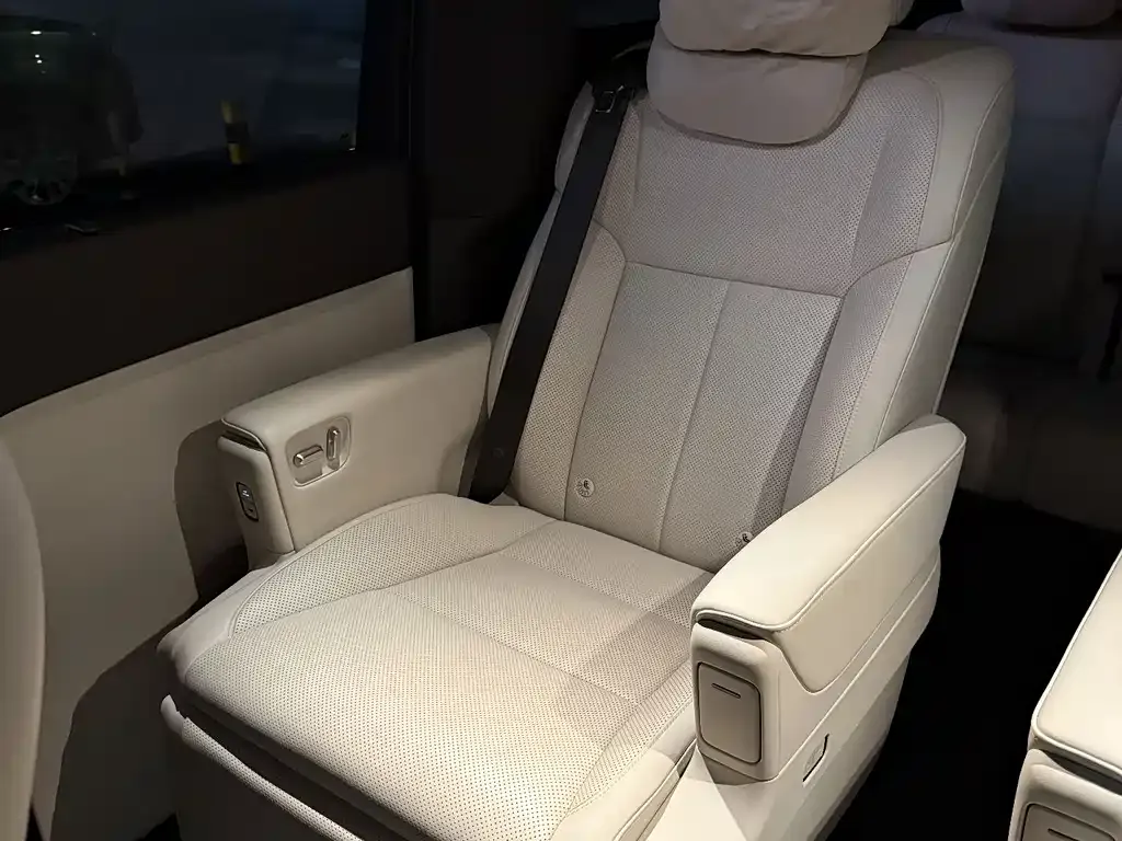 Li Auto MEGA 2024 из CN, фото 9
