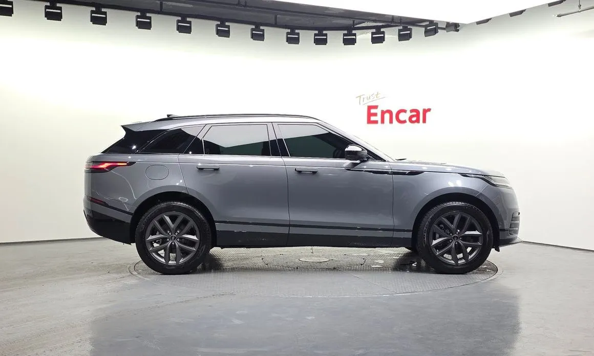 Land Rover Range Rover Velar — фото 9