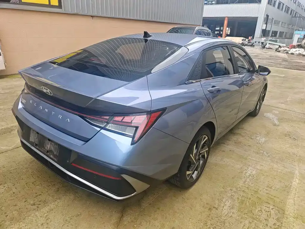 Hyundai Elantra 2024 из CN, фото 4