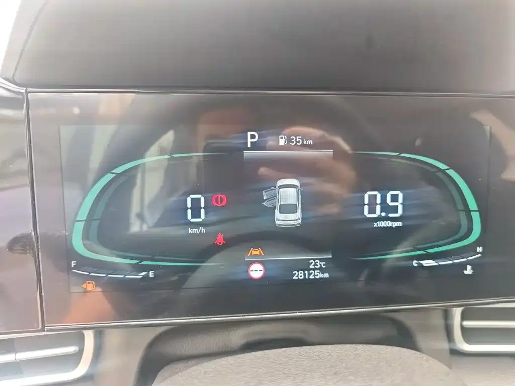 Hyundai Elantra 2024 из CN, фото 2