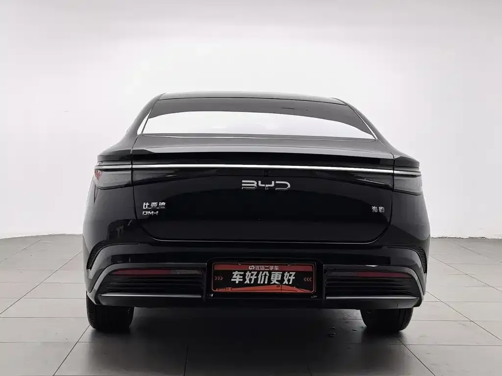 BYD Seal — фото 3