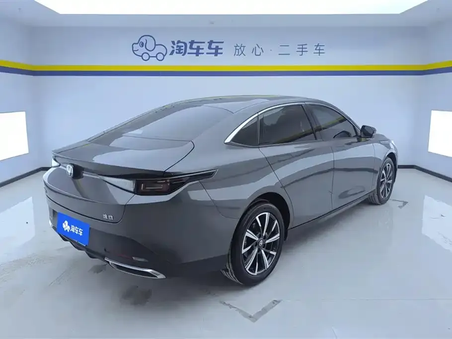 Changan Eado — фото 2