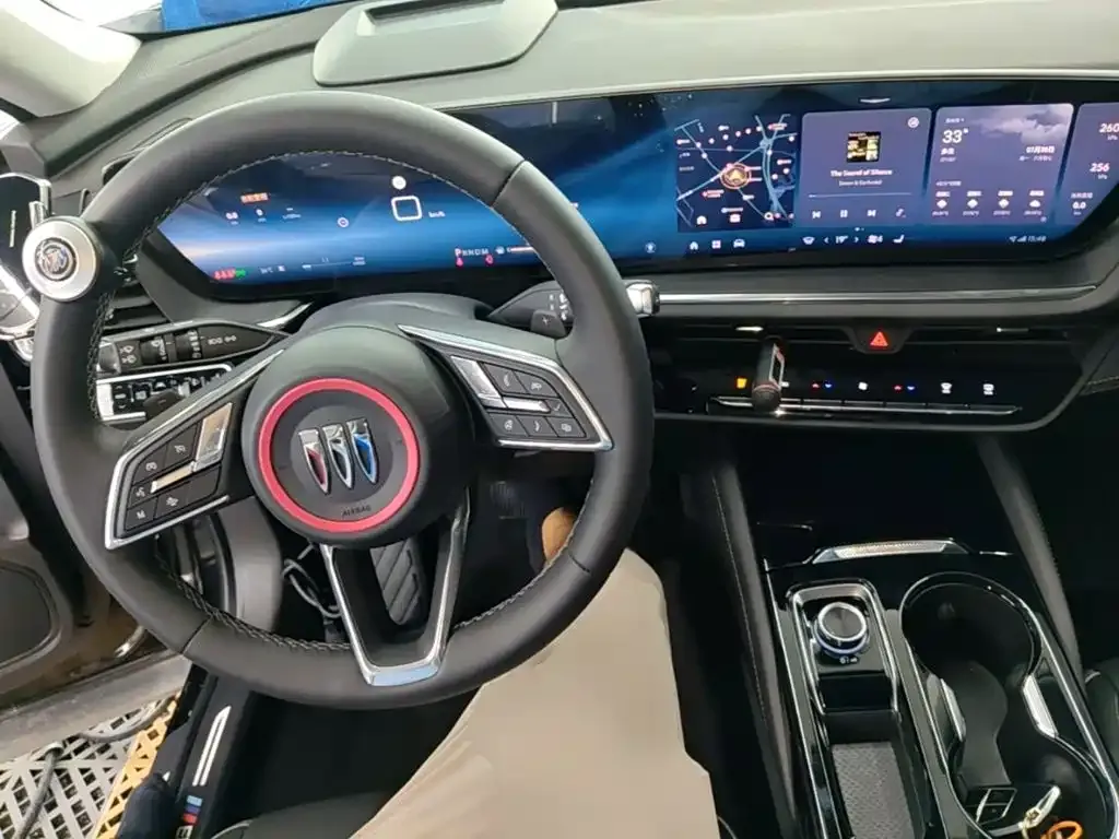 Buick Envision Plus — фото 8