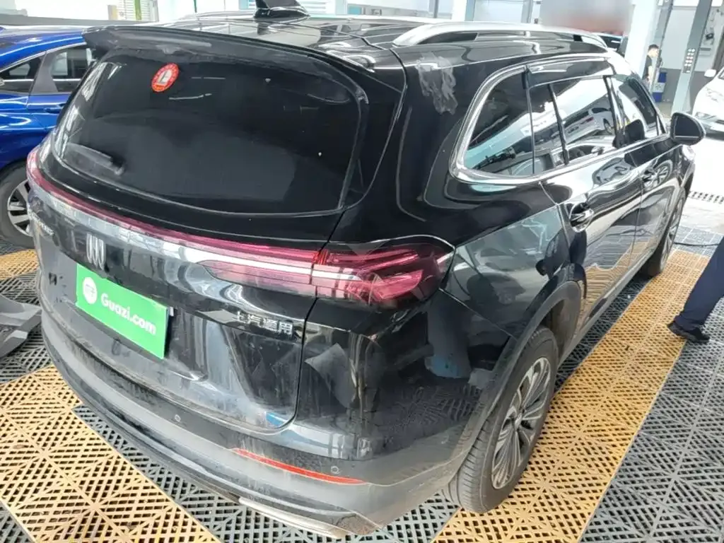 Buick Envision Plus — фото 6