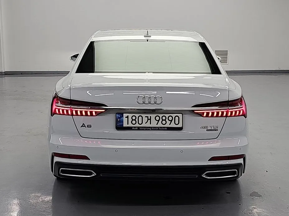 Audi A6 — фото 7