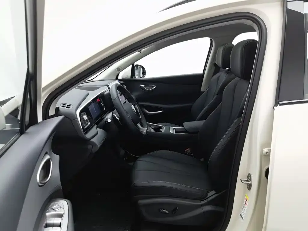 BYD Hiace 05 EV — фото 10