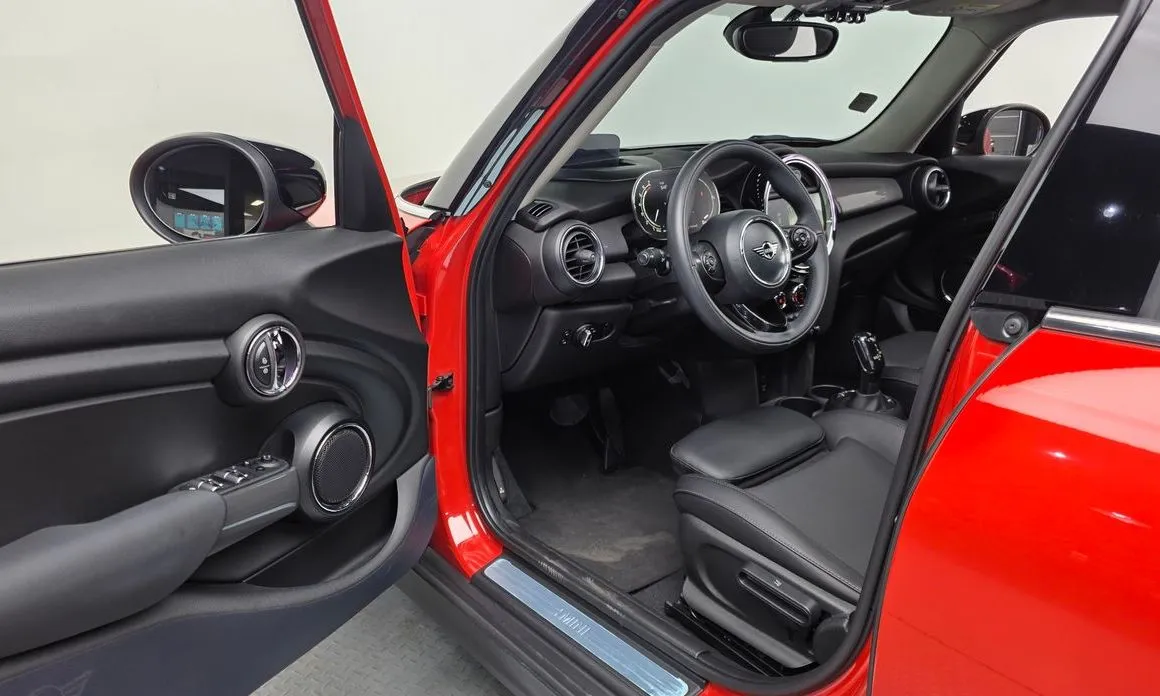 Mini Cooper 2021 из KR, фото 2