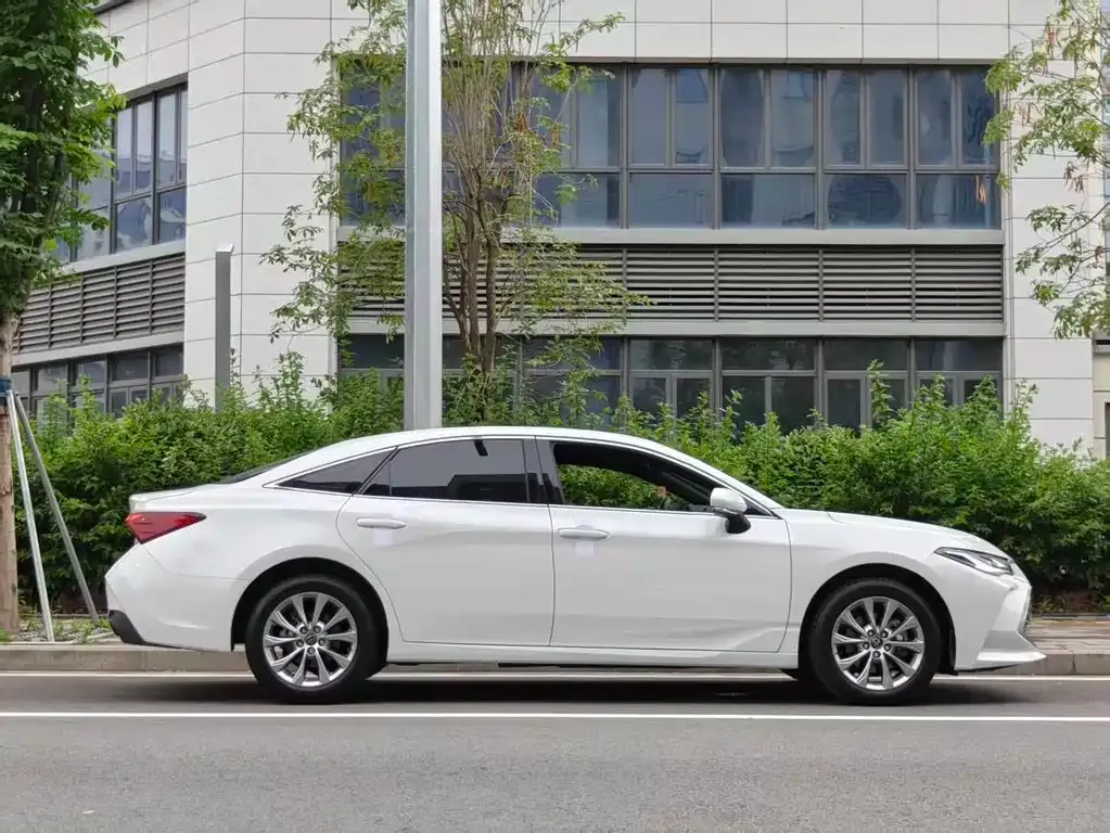 Toyota Avalon 2024 из CN, фото 8