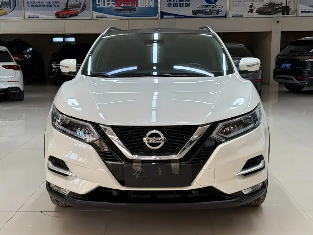 Nissan Qashqai — фото 6
