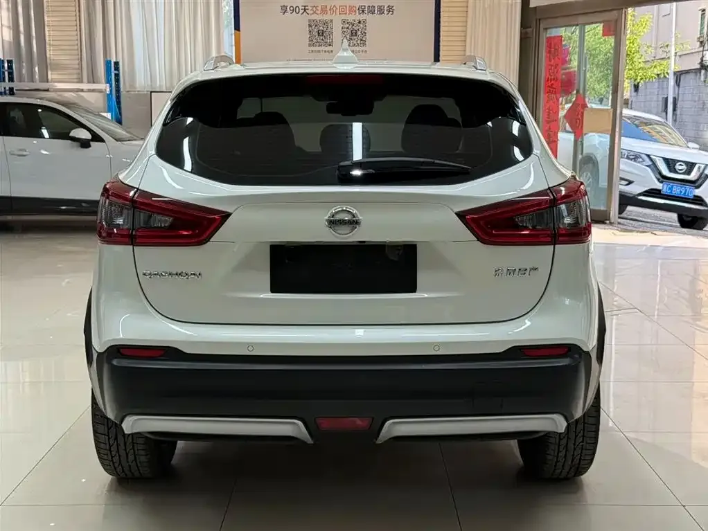 Nissan Qashqai — фото 2