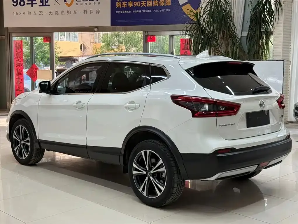 Nissan Qashqai — фото 3