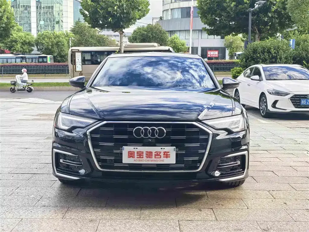 Audi A6L — фото 7