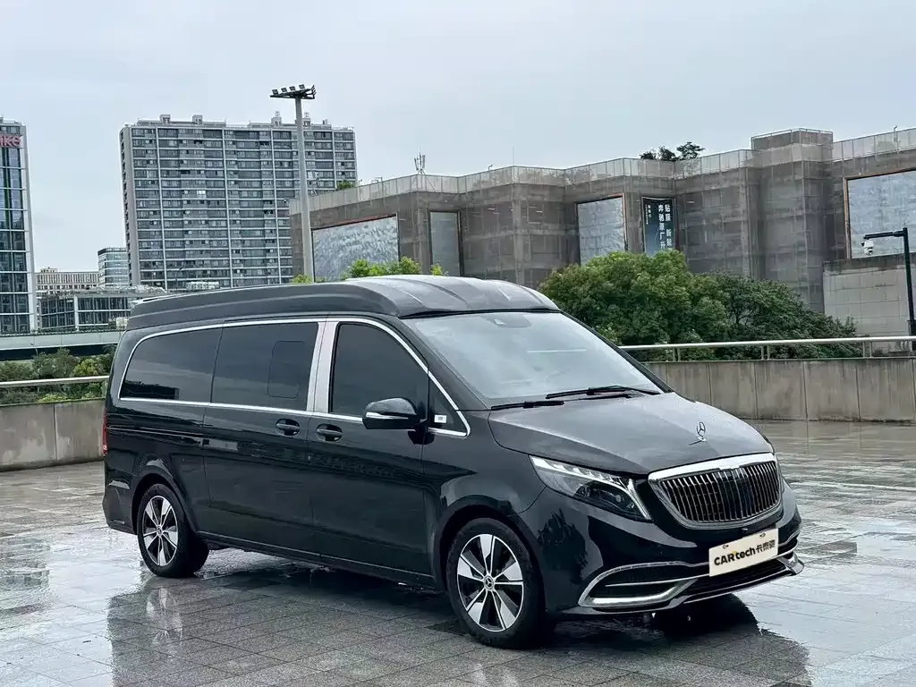 Mercedes-Benz V-Class — фото 6